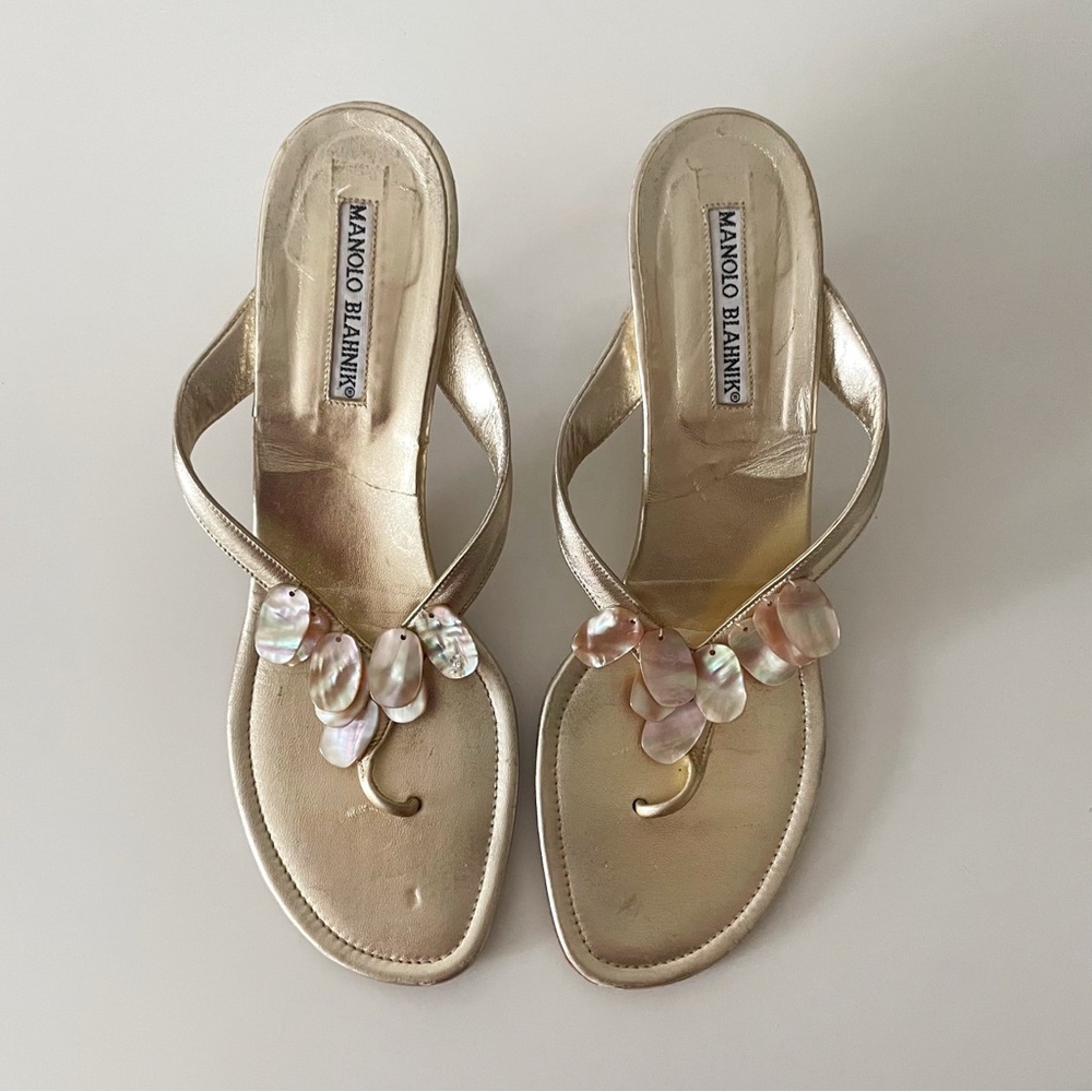 Manolo Blahnik Pearlescent Seashell Gold Sandal Heels